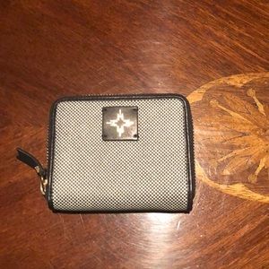 India Hicks Wallet